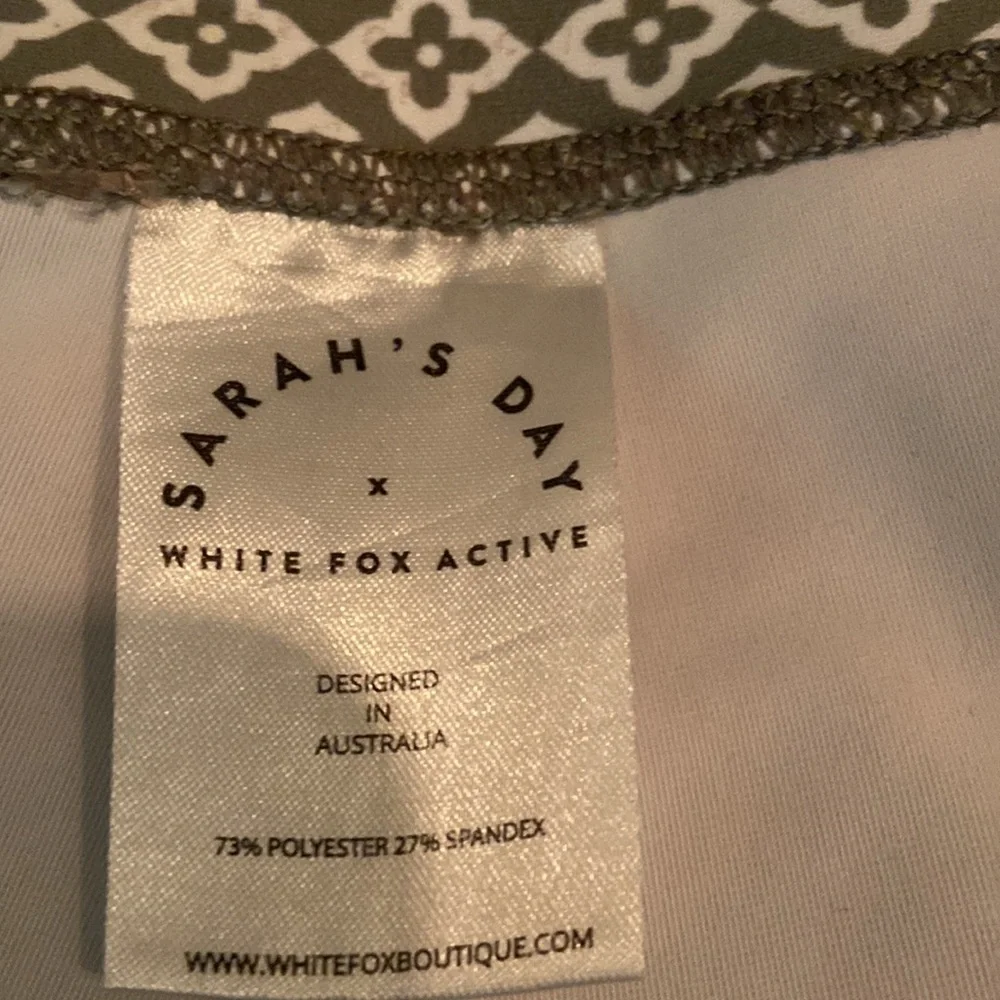 Sarah’s day x white fox boutique olive vinyasa legging (7/8 length) - Picture 5 of 6